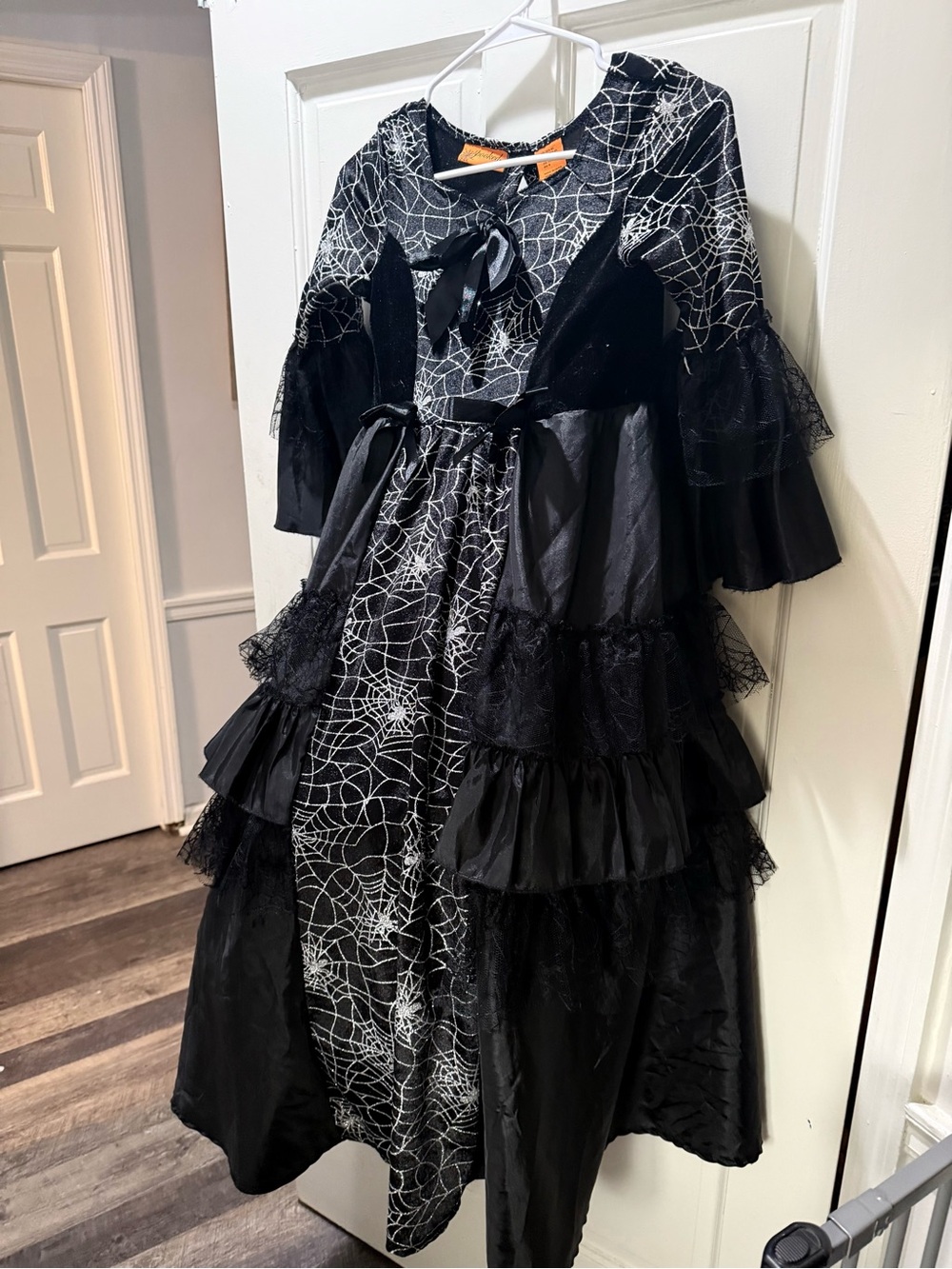 Witch costume-dressy with hat and wand (7/8)